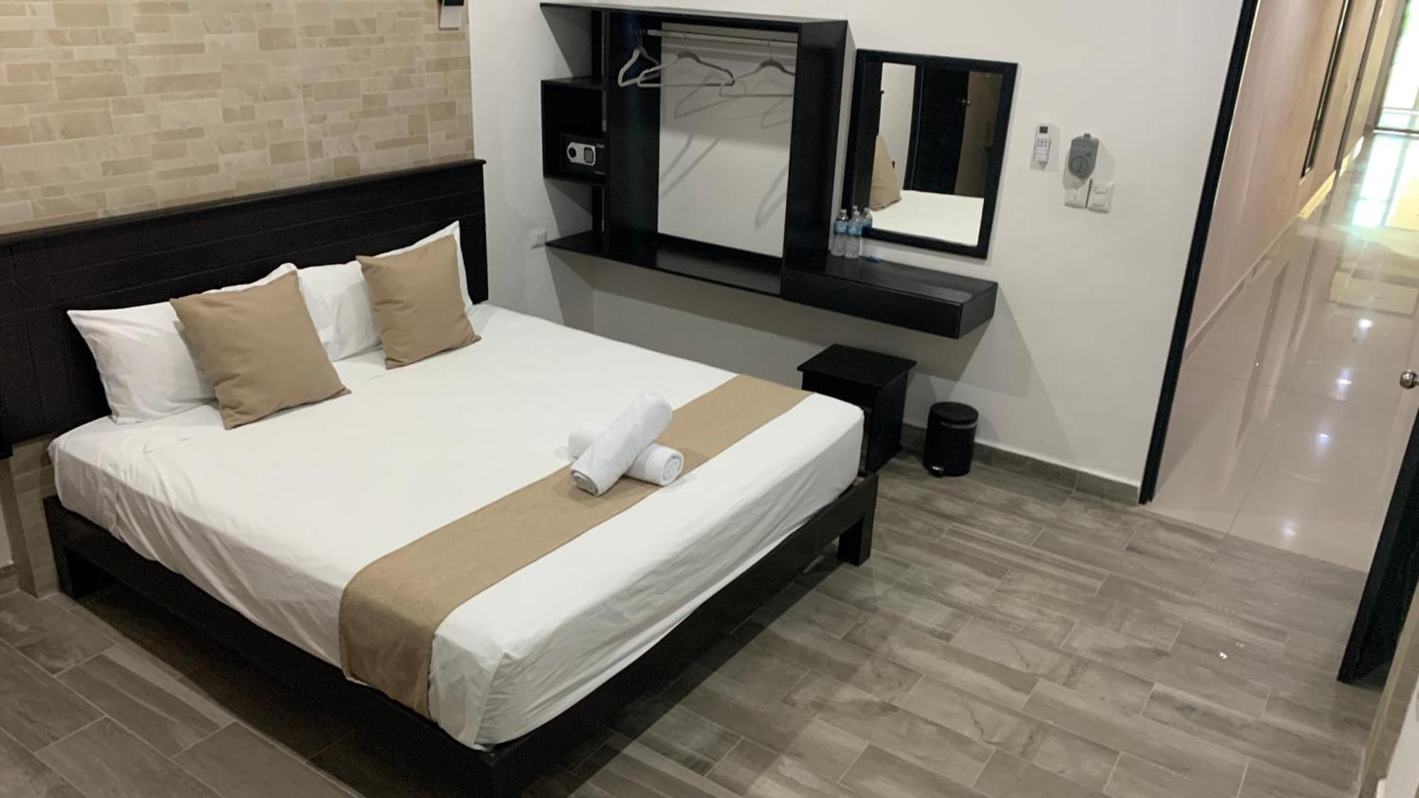 Hotel Zibahun Valladolid  Bagian luar foto